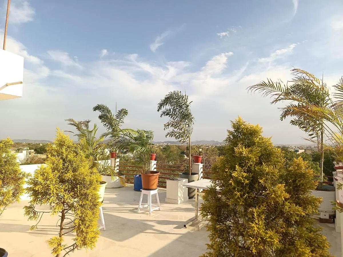 Choudhary White House Udaipur Apartment