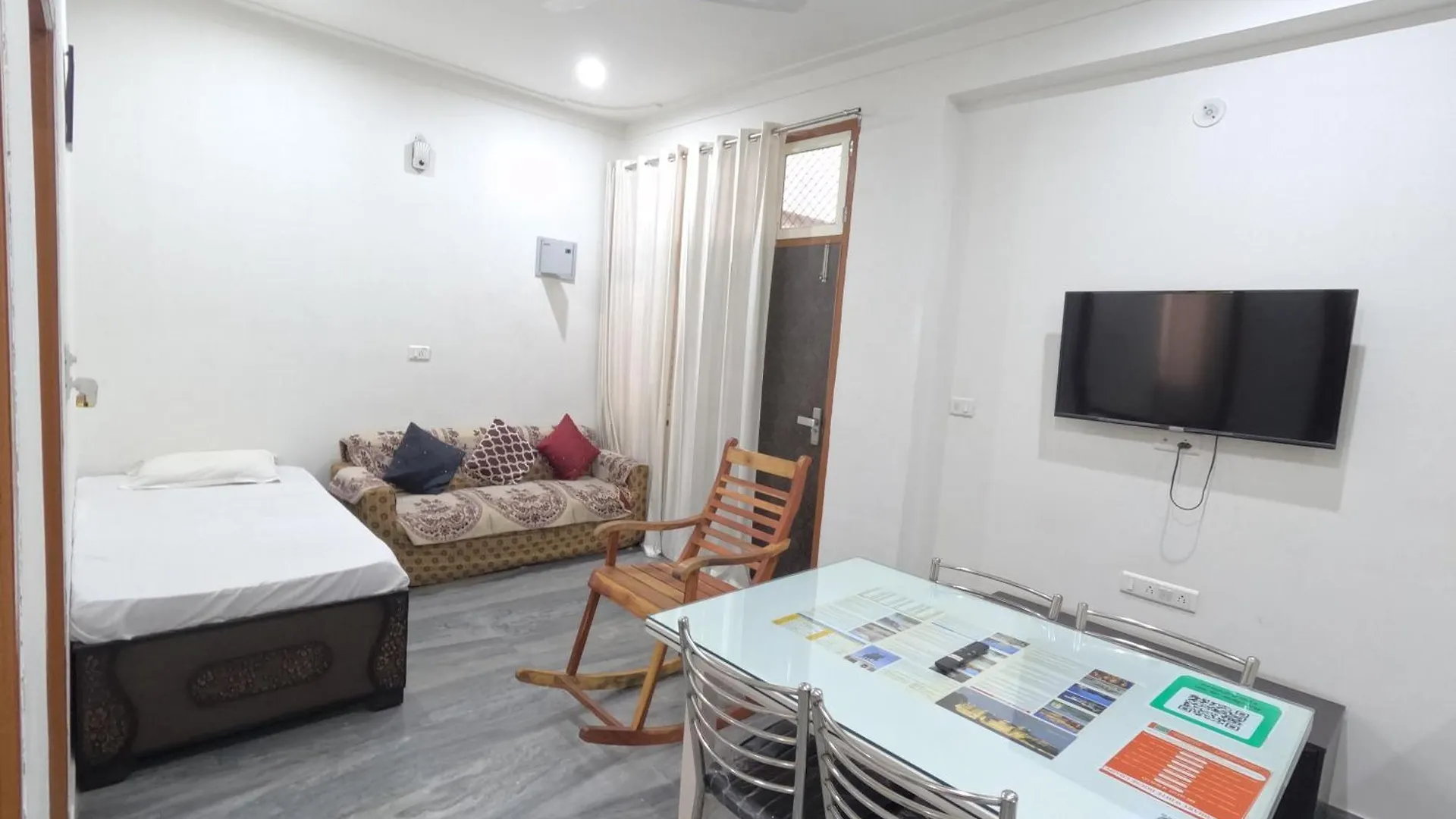 Choudhary White House Udaipur Apartment